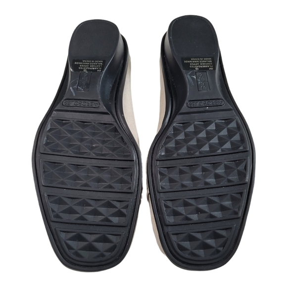 AEROSOLES Grey Slip on Shoes. Faux Snakeskin, Buckle. Size 6 NWOT - Picture 2 of 9